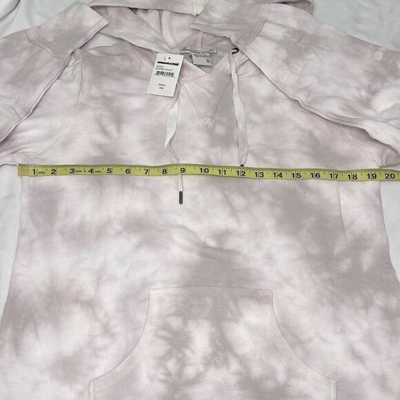 American Rag Women’s Hushed Violet Tie Dye Hooded Sweatshirt Size Small - Picture 6 of 9